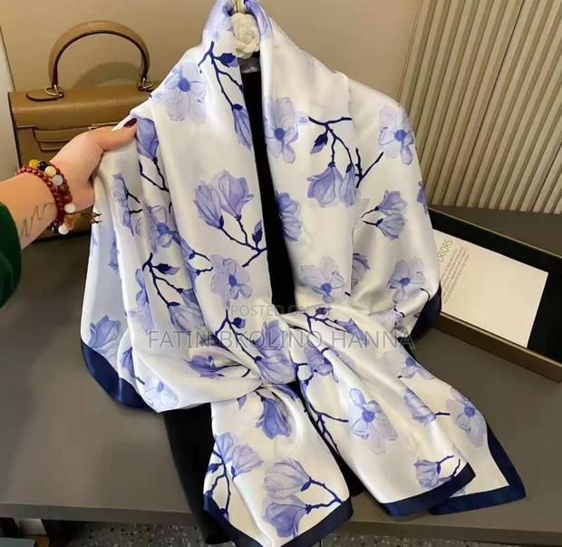 Beautiful Blue Scarf - thumbnail 3