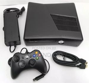 Slightly Used Xbox 360 Chipped With 10 Games - thumbnail 2