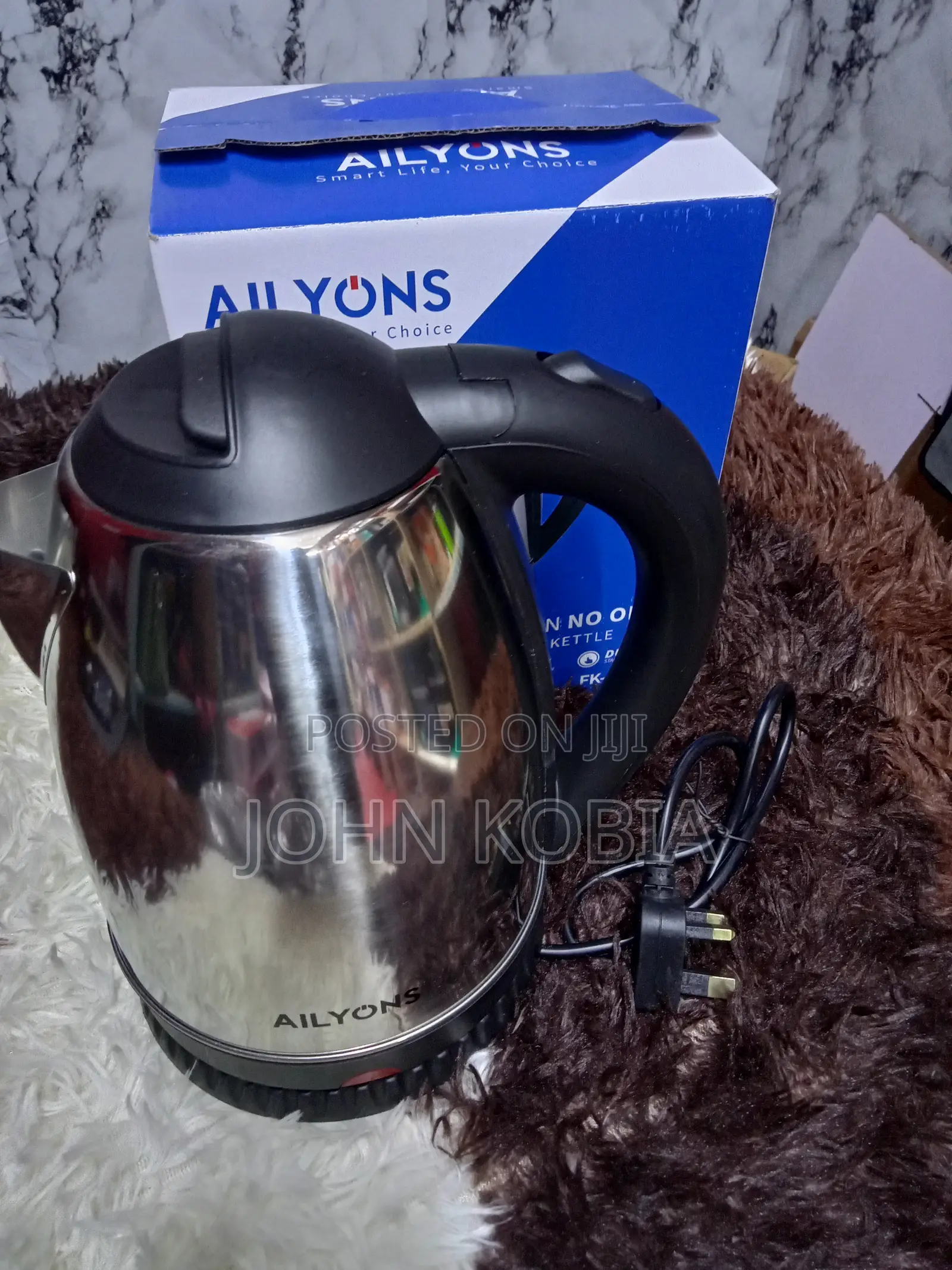 Ailyons 2liters Electric Kettle