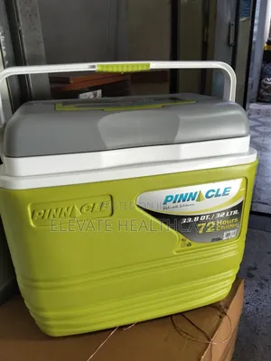 32 Litre Cooler Box