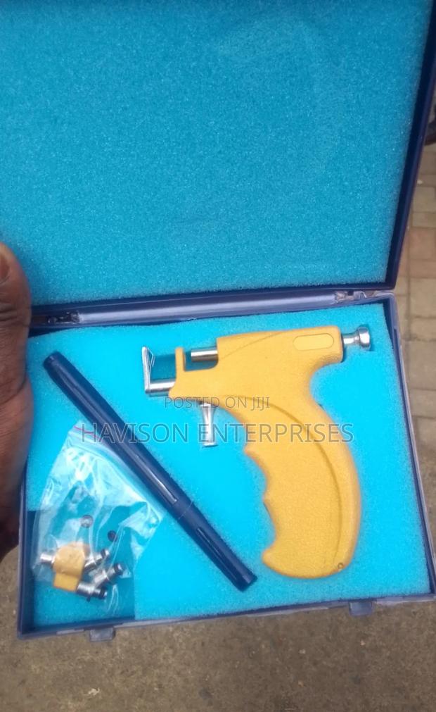Quality Ear-Piercing Gun