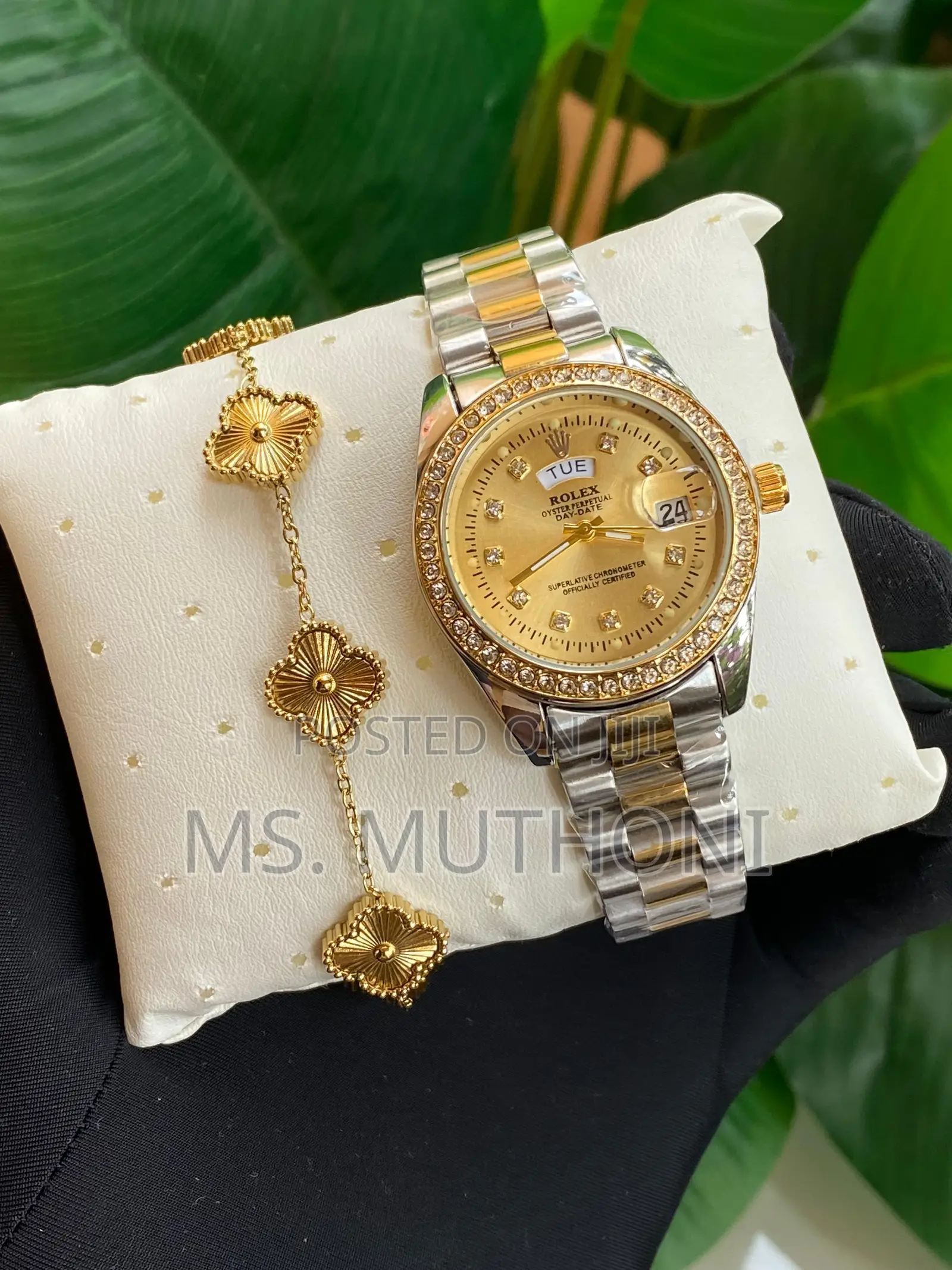 Elegant Ladies Boxed Gift Set ; Birthday , Anniversary Etc