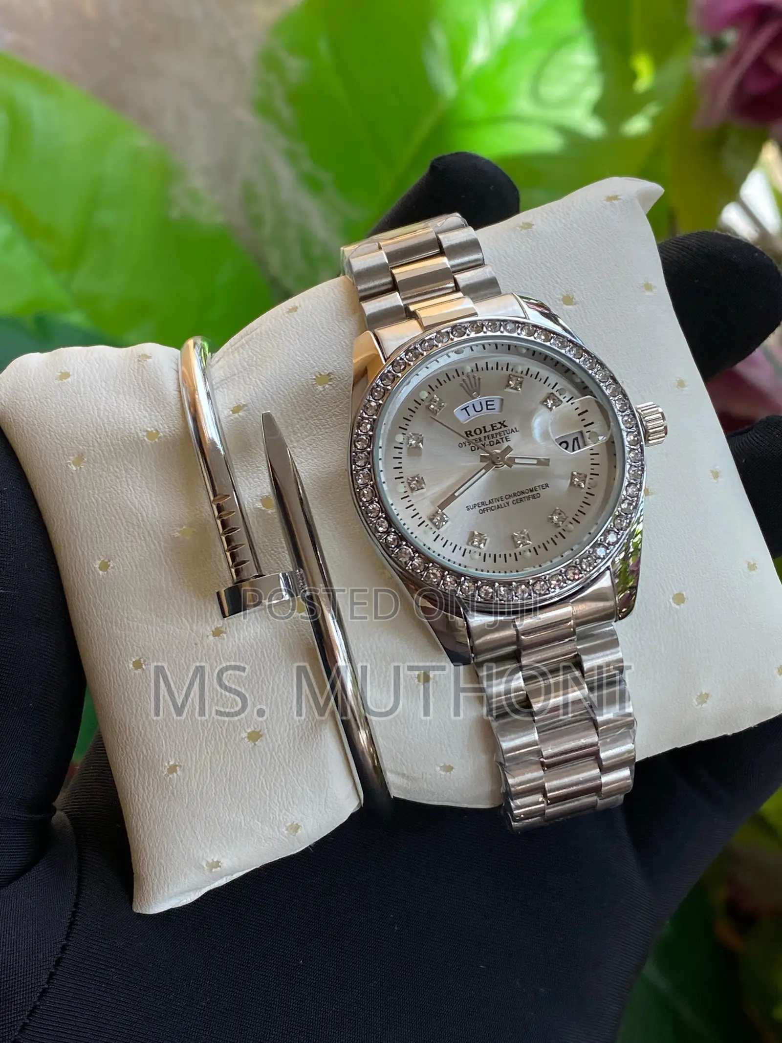 Elegant Ladies Boxed Gift Set ; Birthday , Anniversary Etc