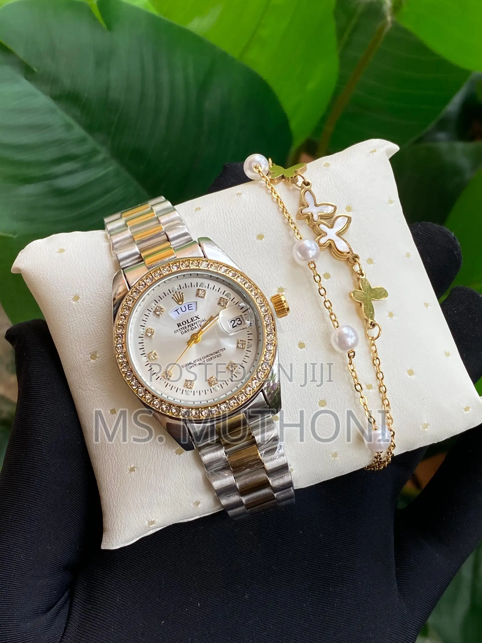 Elegant Ladies Boxed Gift Set ; Birthday , Anniversary Etc