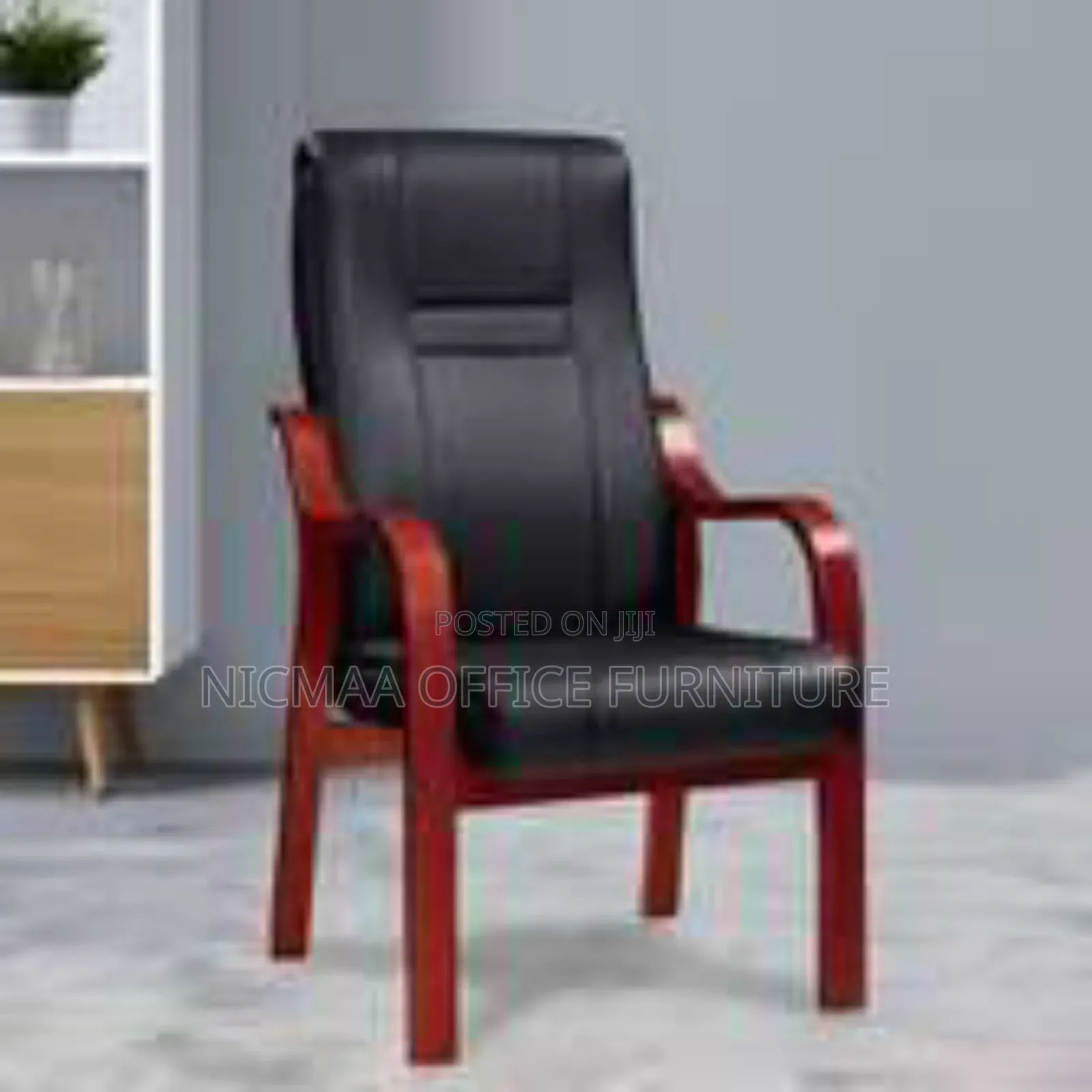 Mahogany Frame Executive Leather Visitors Chair