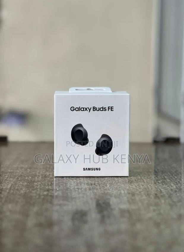 Samsung Galaxy Buds Fe - main view
