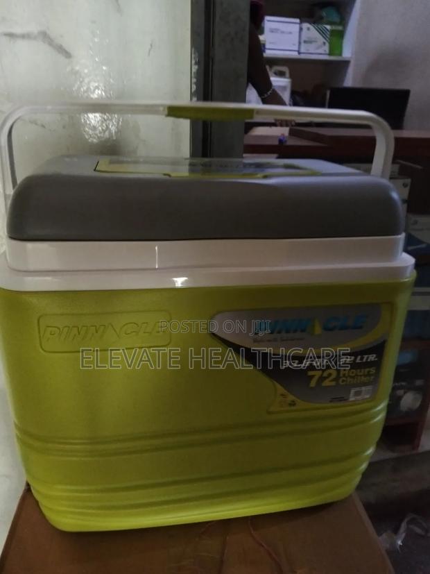 Cooler Box 32 Litres - main view