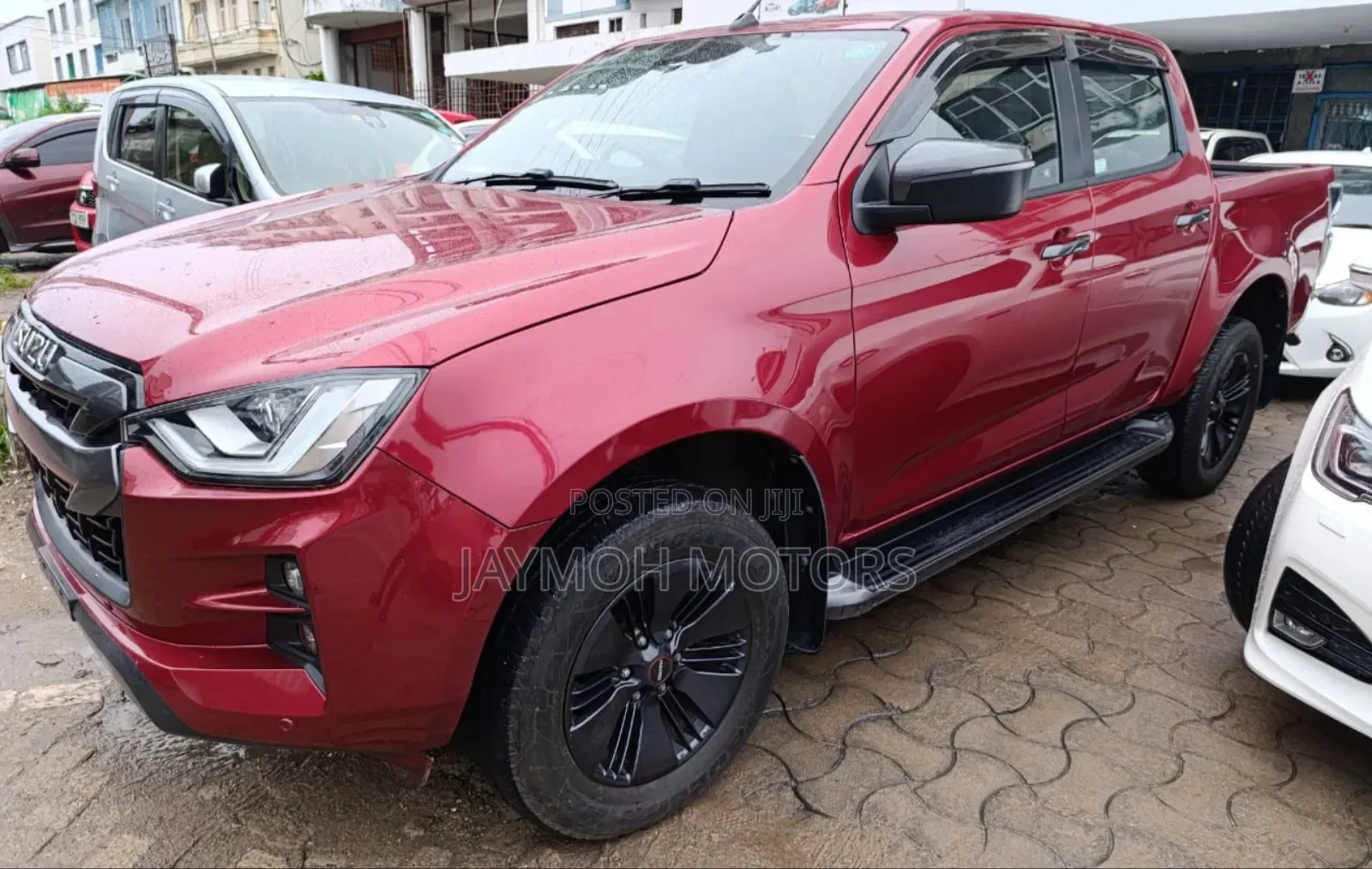 Isuzu D-MAX 2022 Red