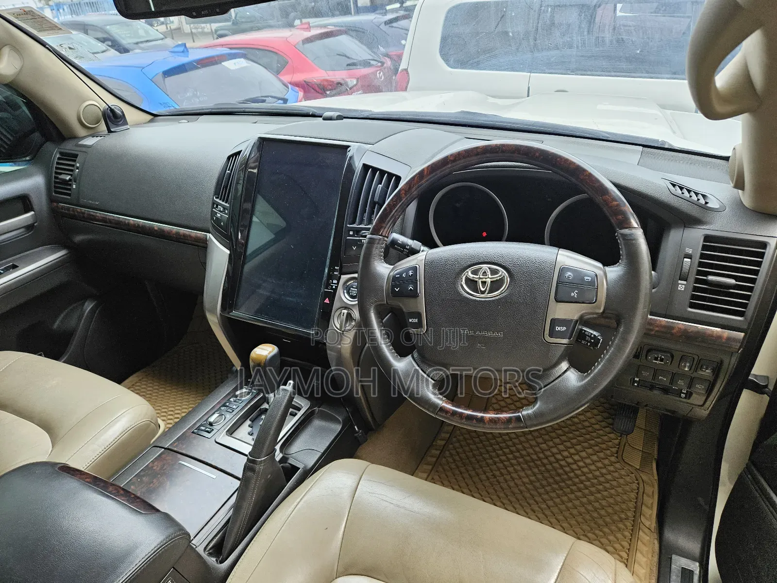 Toyota Land Cruiser 2015 White