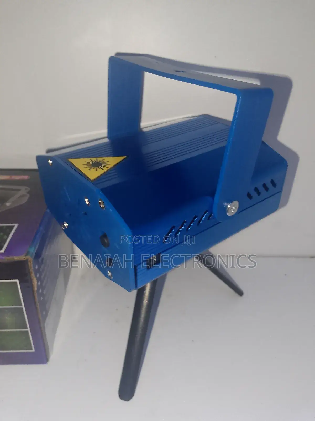 Laser Light With Sounds Active and Outplay