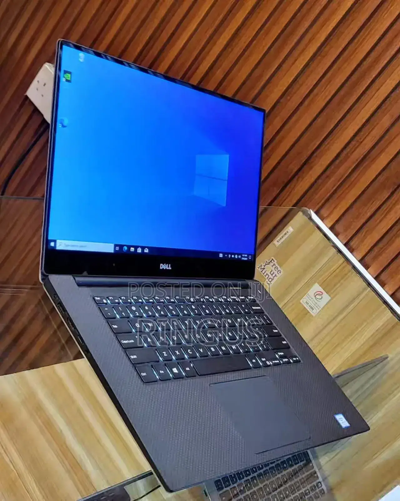 Laptop Dell XPS 15 9560 16GB Intel Core I7 SSD 512GB