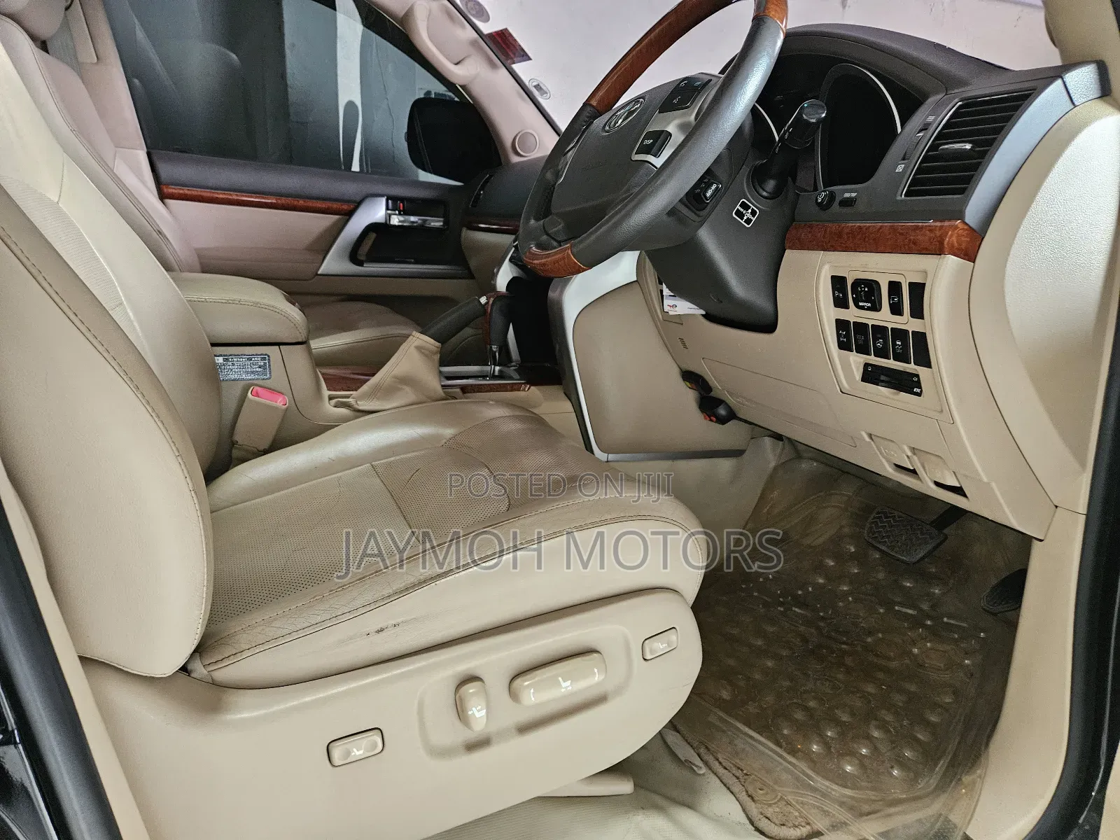 Toyota Land Cruiser 2015 Black