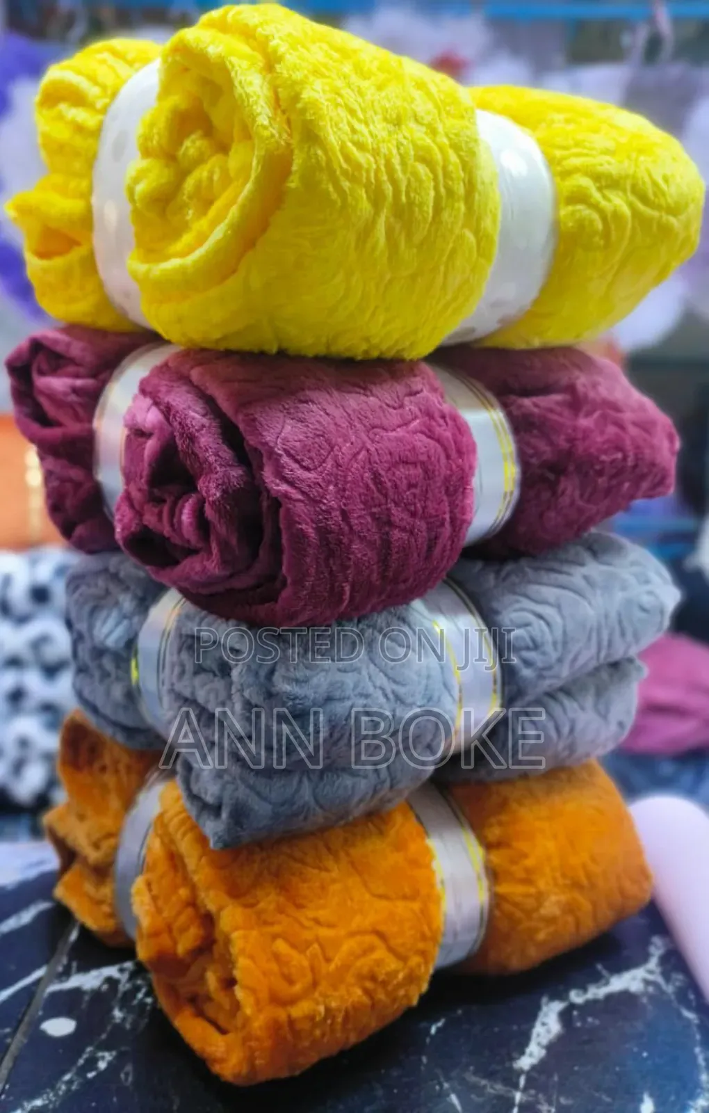 Geometric Pattern Soft Fleece Blankets
 *Size 6x6