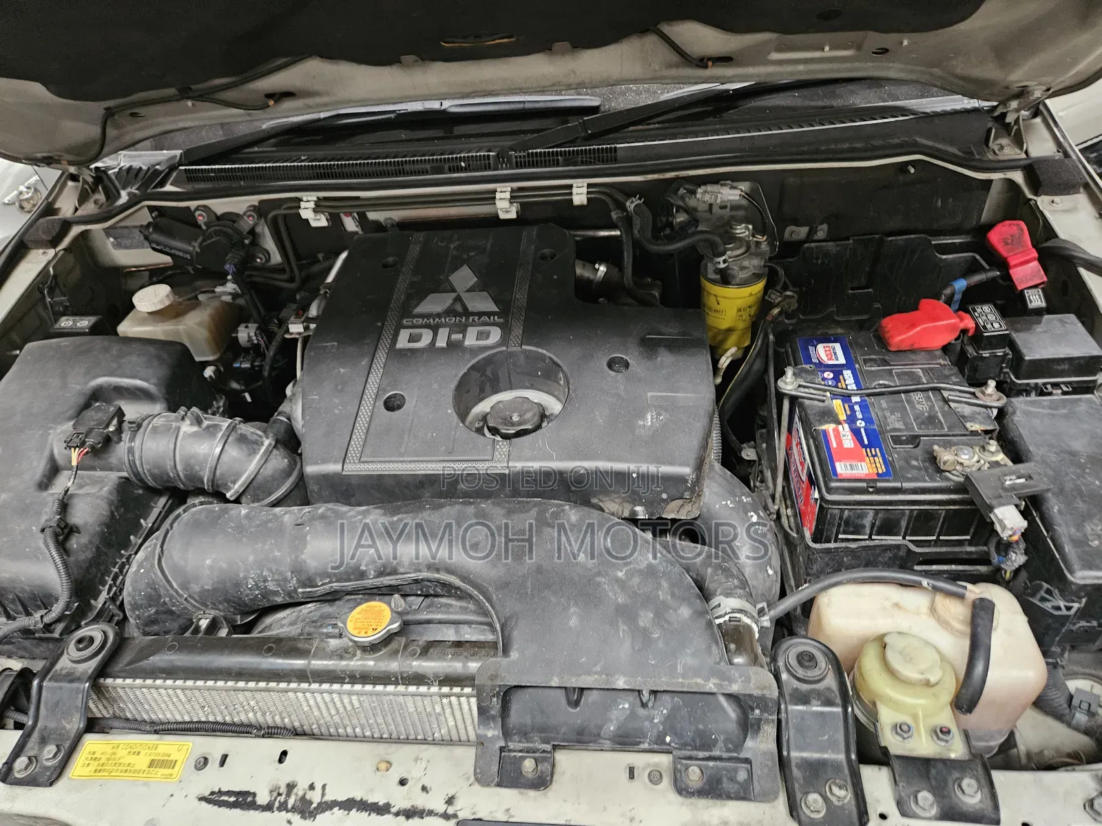 Mitsubishi Pajero 2014 Beige