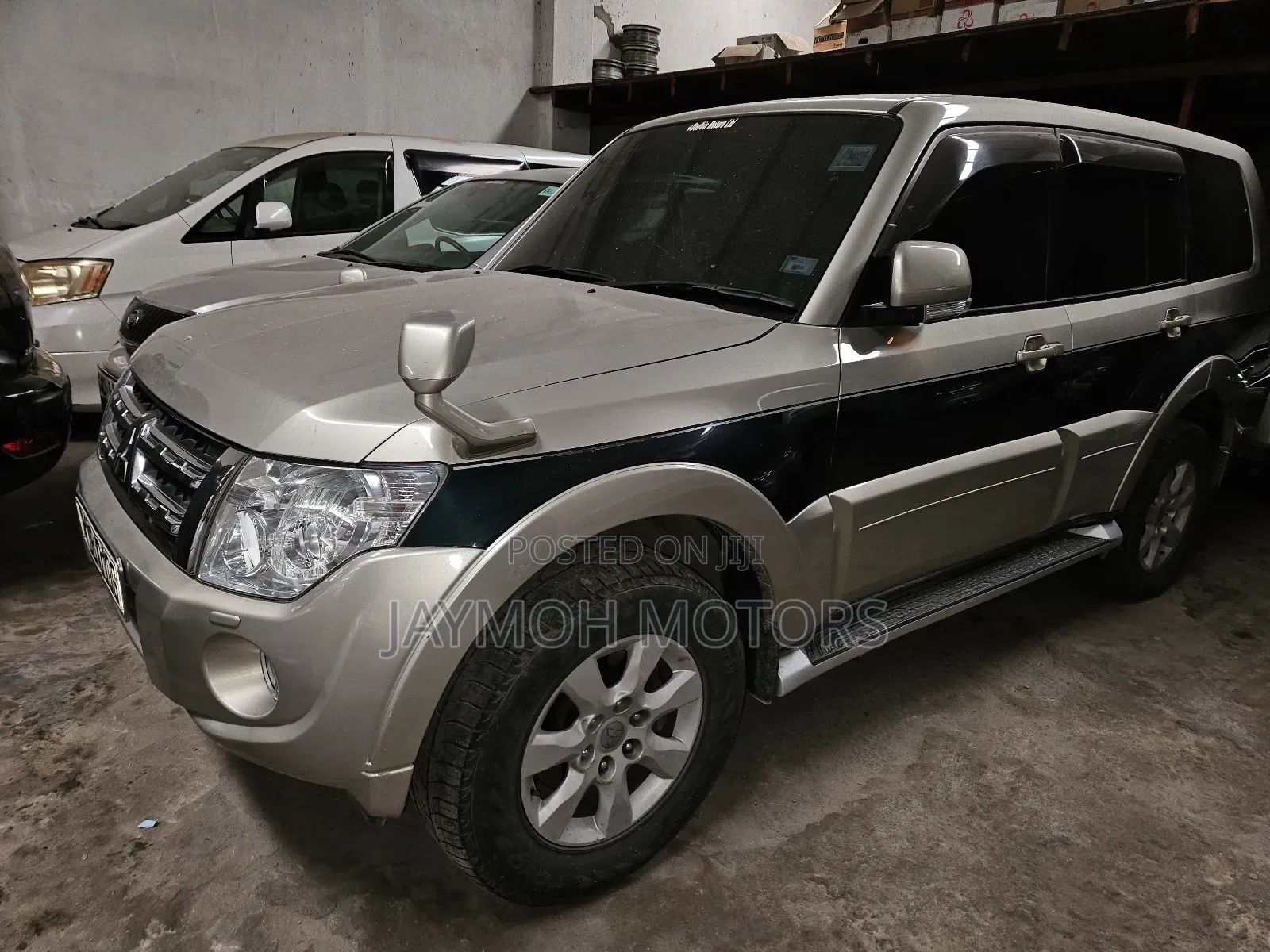 Mitsubishi Pajero 2014 Beige
