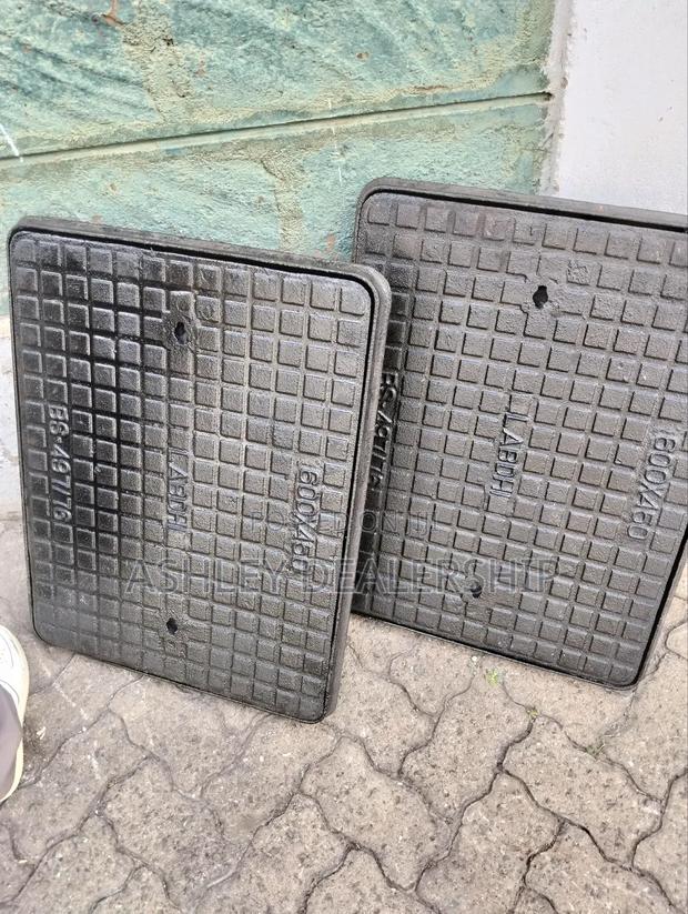 450mm*600mm Cast Iron Manhole Cover