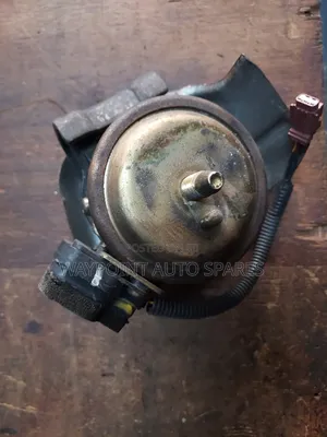 Engine Mount Suzuki Escudo