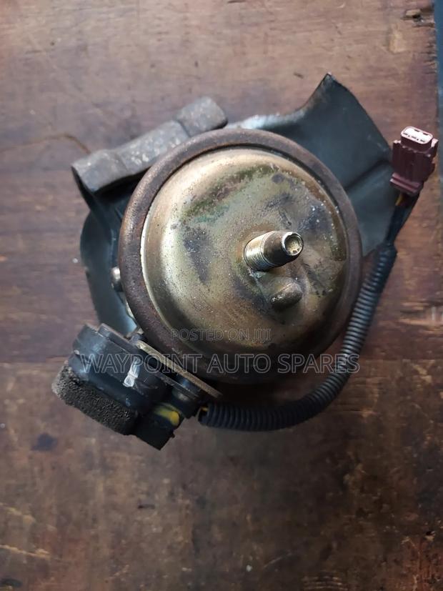 Engine Mount Suzuki Escudo - thumbnail 2