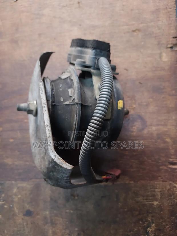 Engine Mount Suzuki Escudo - thumbnail 3