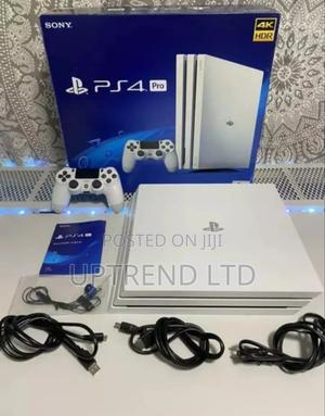 White Clean Ps4 Pro 1tb - thumbnail 2