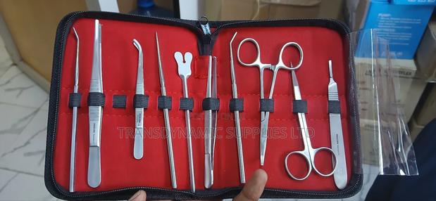 Disecting Set