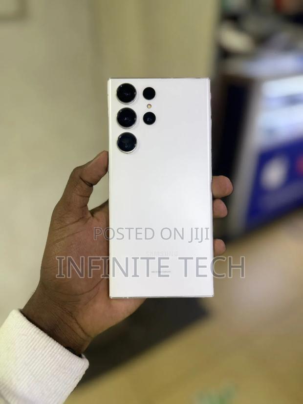 New Samsung Galaxy S23 Ultra 256 GB Black - main view