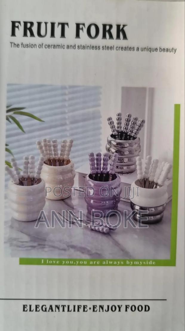 *New Arrival*
*Stylish Fruit Fork Golden Ceram - thumbnail 3
