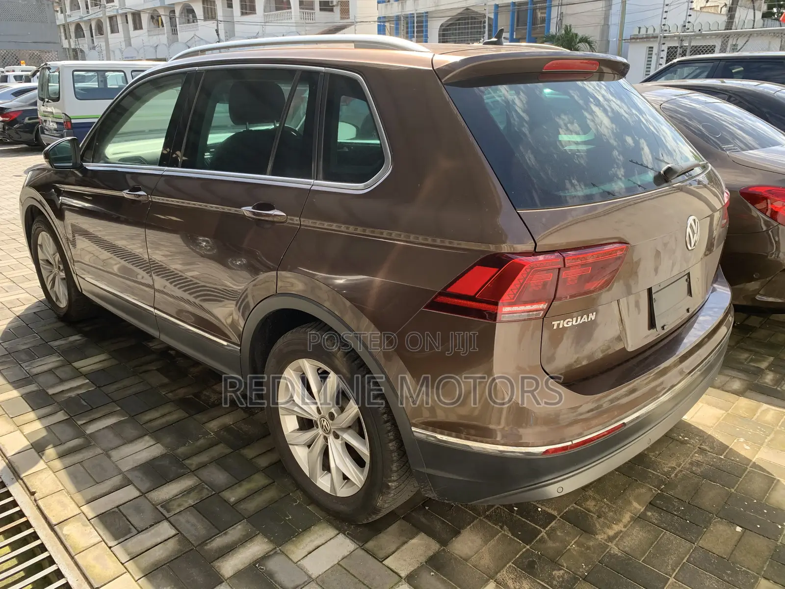 Volkswagen Tiguan 2.0T SEL FWD 2018 Brown