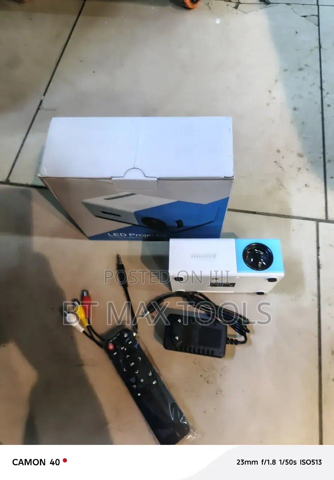 Screen Projectors
