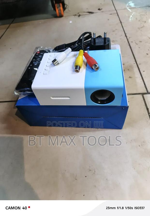 High Resolution Projectors - main view