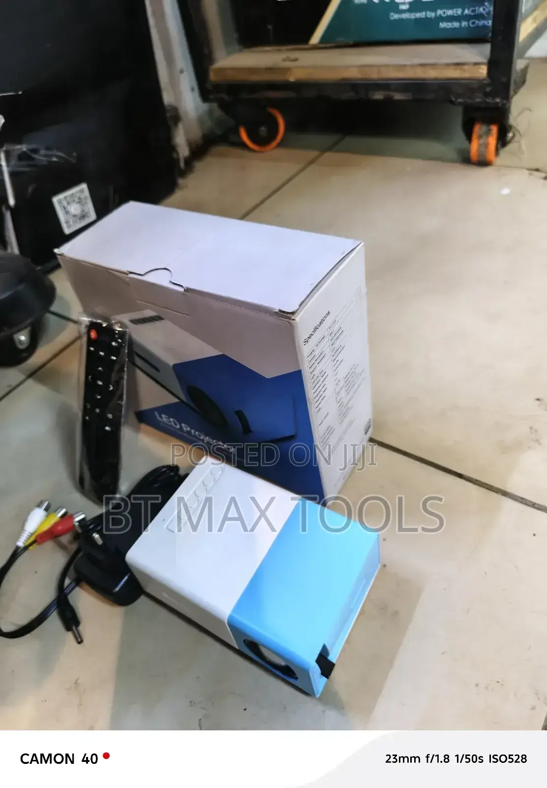 High Resolution Projectors