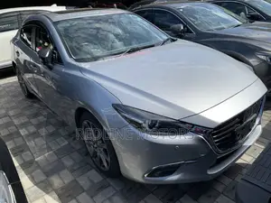 Mazda Axela 2018 Silver