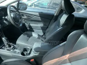 Subaru Impreza 2.0i Limited AWD 2018 Silver