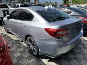 Subaru Impreza 2.0i Limited AWD 2018 Silver