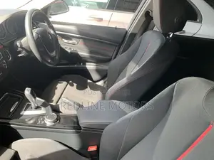 BMW 320d 2017 Red