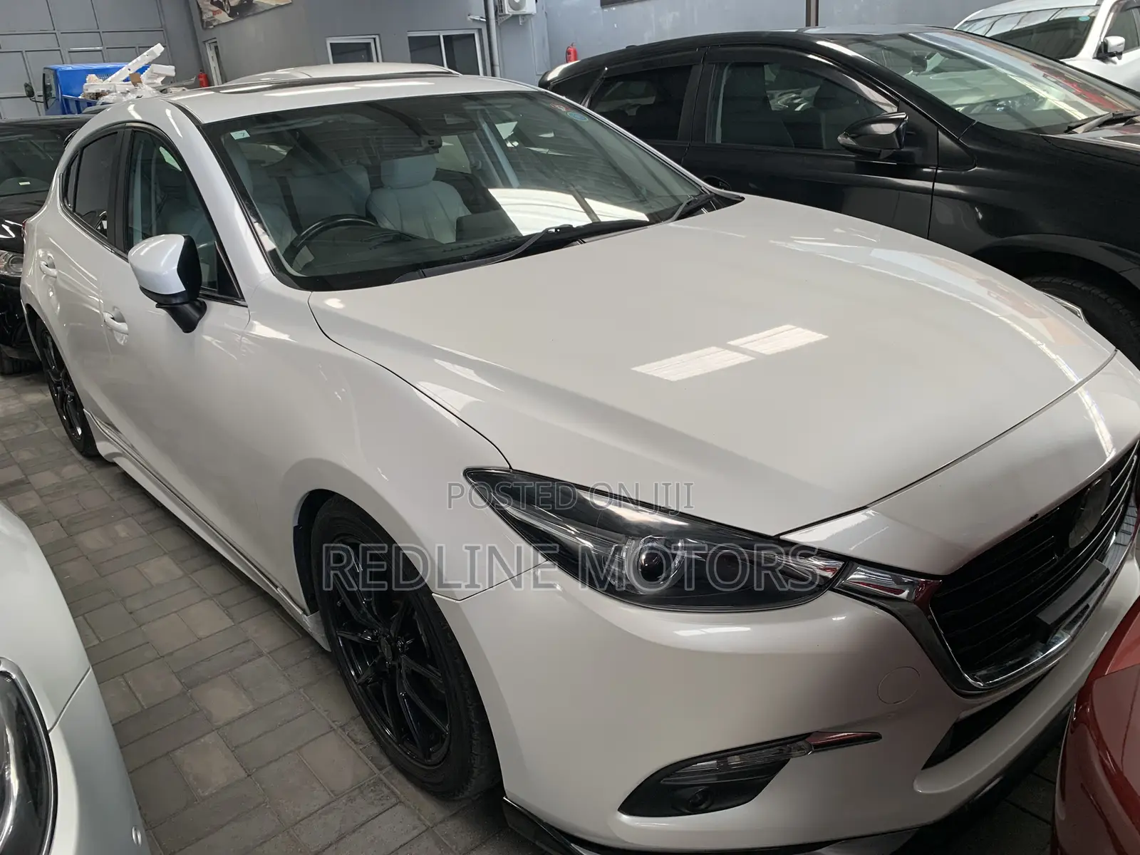 Mazda Axela 2018 Pearl