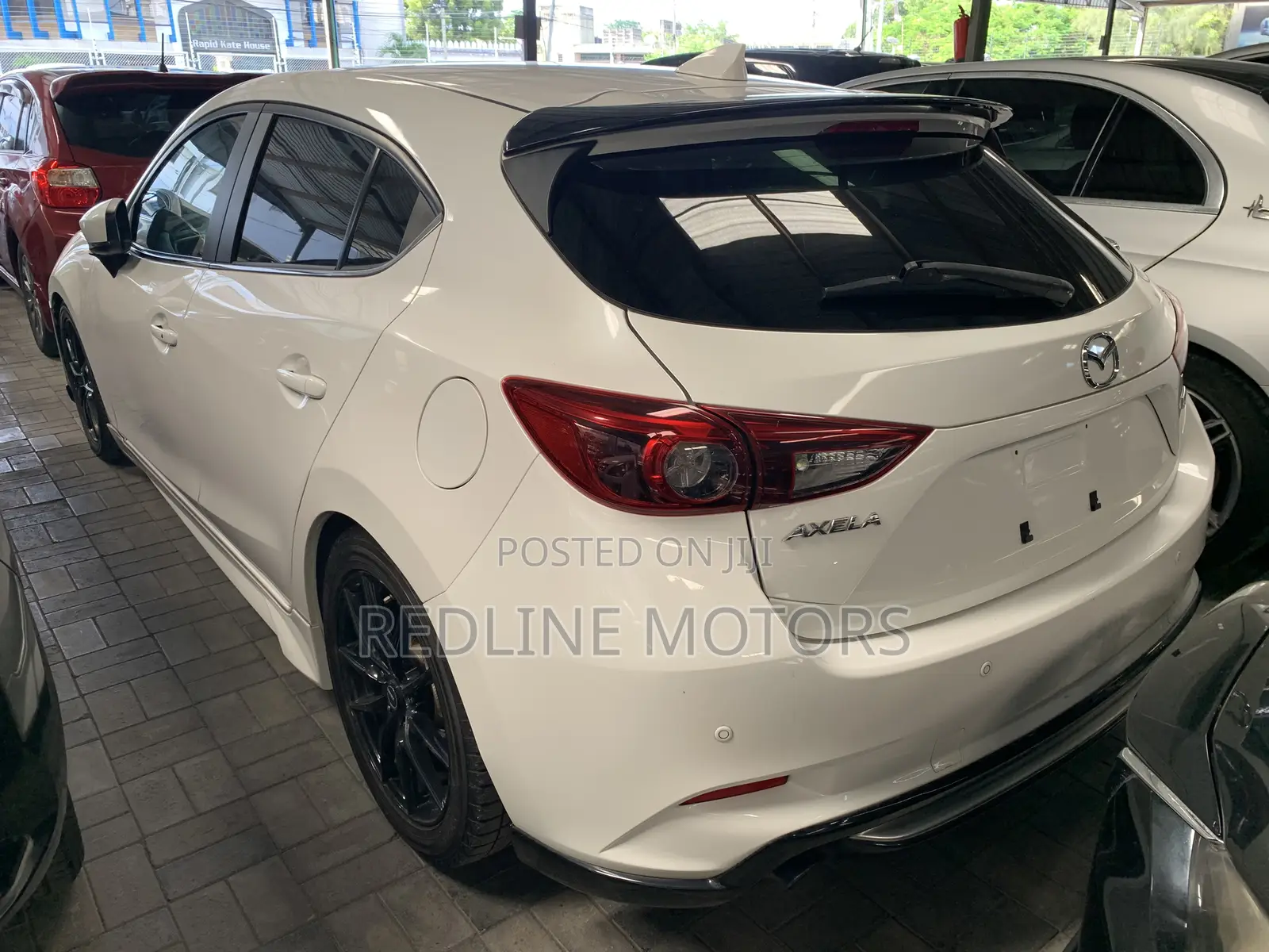 Mazda Axela 2018 Pearl