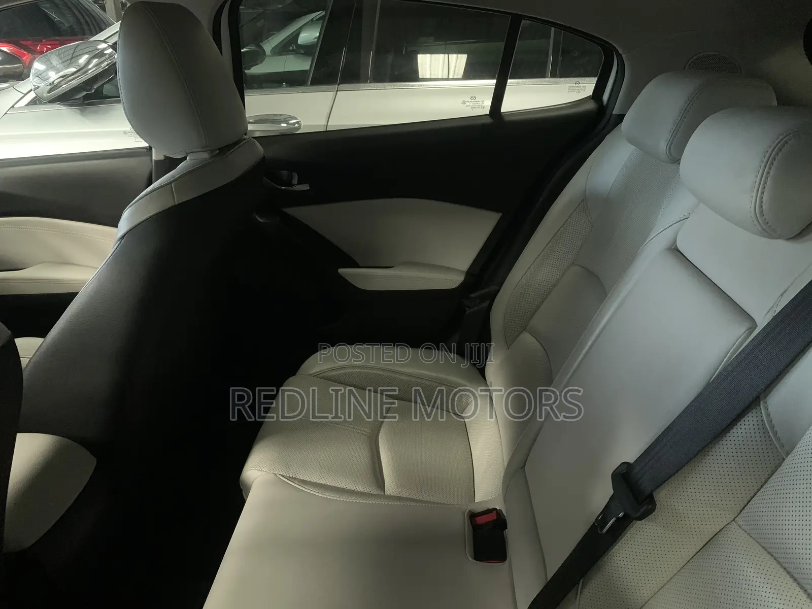 Mazda Axela 2018 Pearl