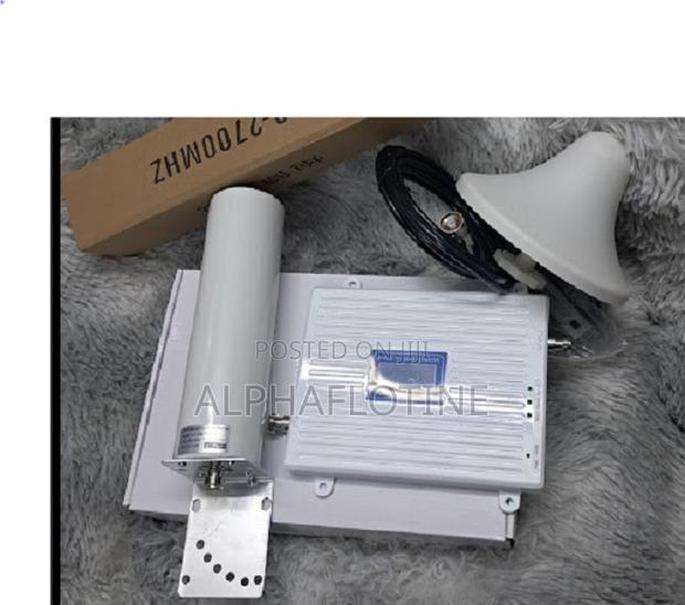 Triband GSM Network Signal Booster (2g/3g/4g - main view