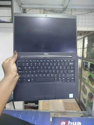 Laptop Dell Latitude 7390 8GB Intel Core I5 SSD 256GB