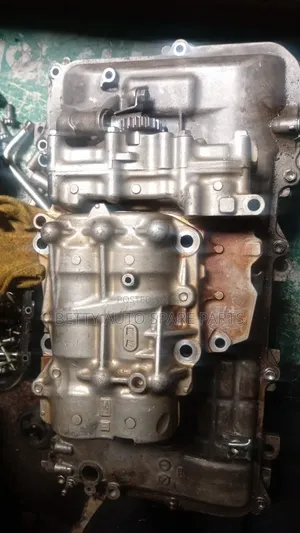 Suzuki Escudo Oil Pump J24