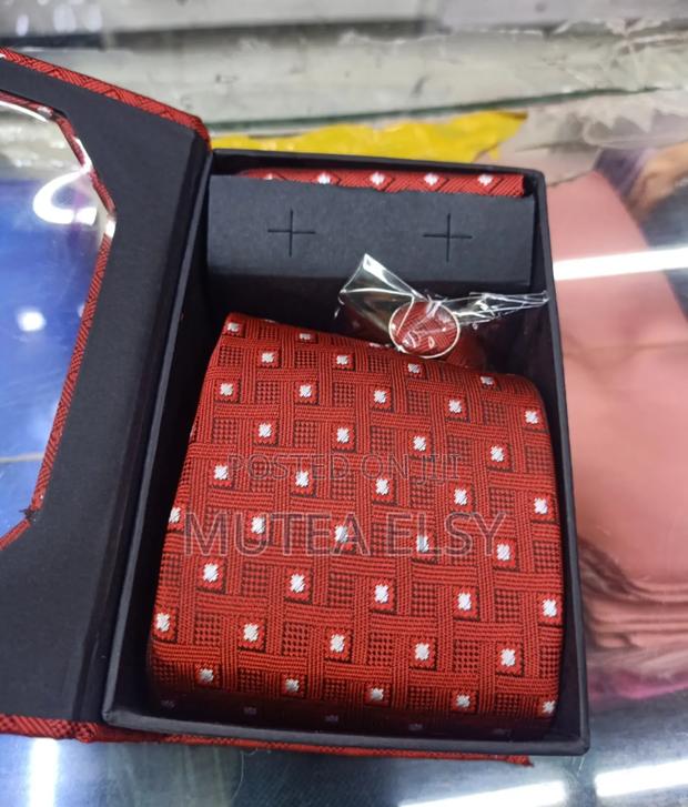 Redwine White Geometric Executive Tie Sets - thumbnail 3