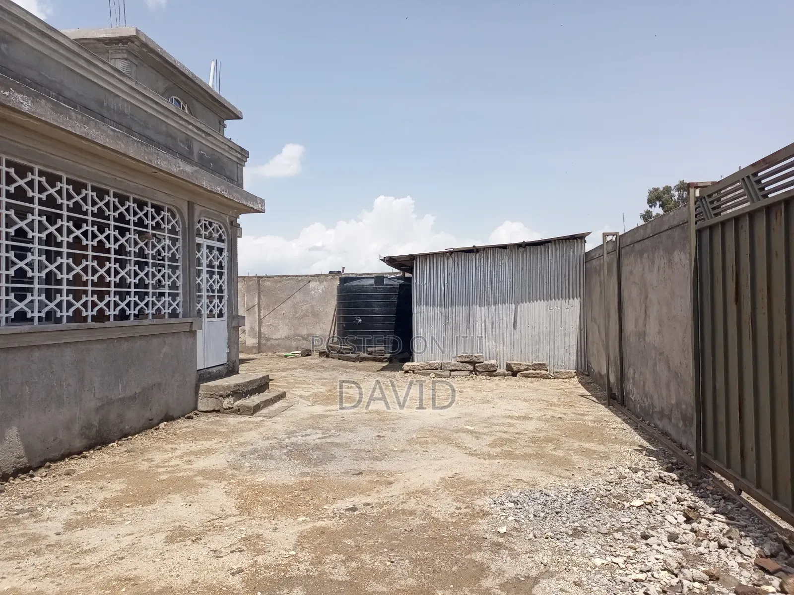 4bdrm House in Mzee Wanyama, Nakuru Town East for sale