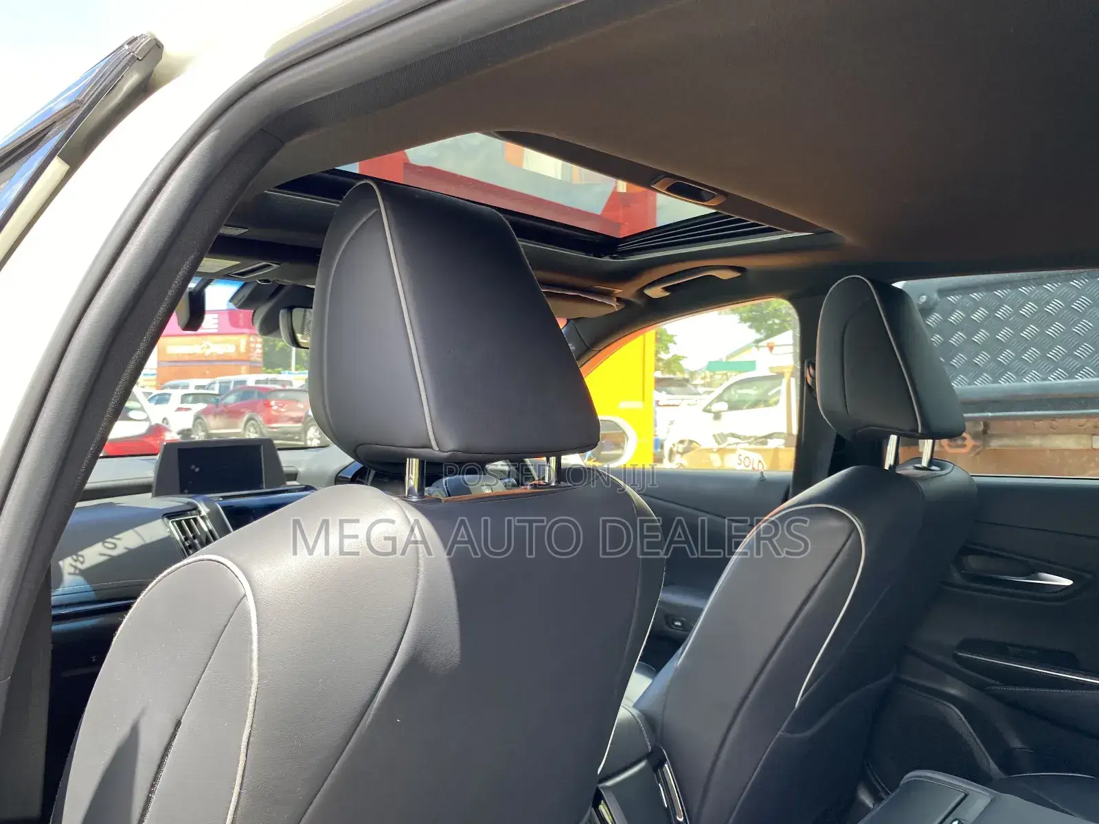 Toyota Crown 2019 White