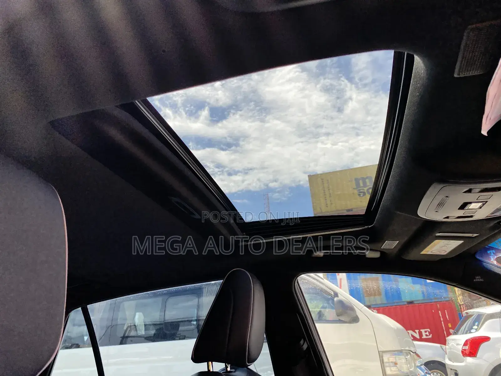 Toyota Crown 2019 White