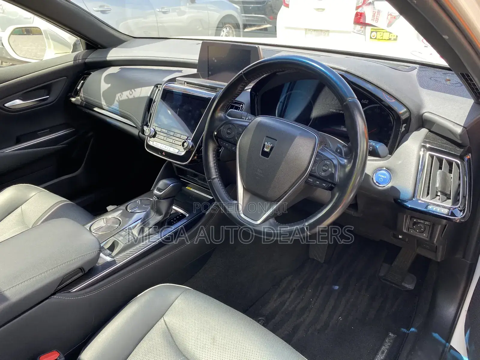 Toyota Crown 2019 White