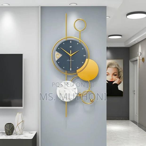 Nordic Fashion Luxury Wall Clock - main view