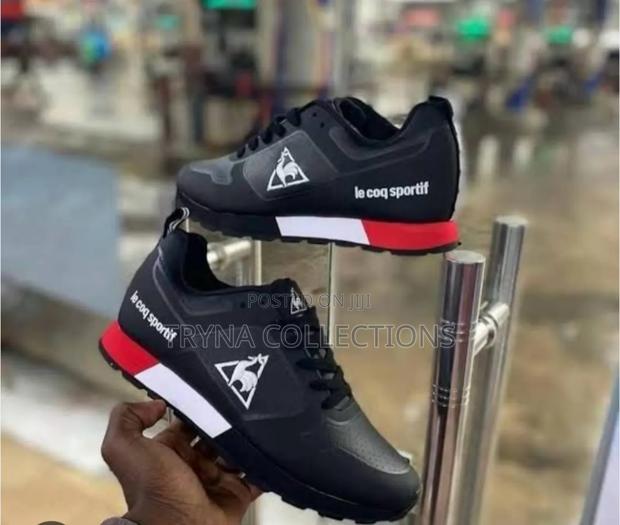 Lecoq Sneakers - main view