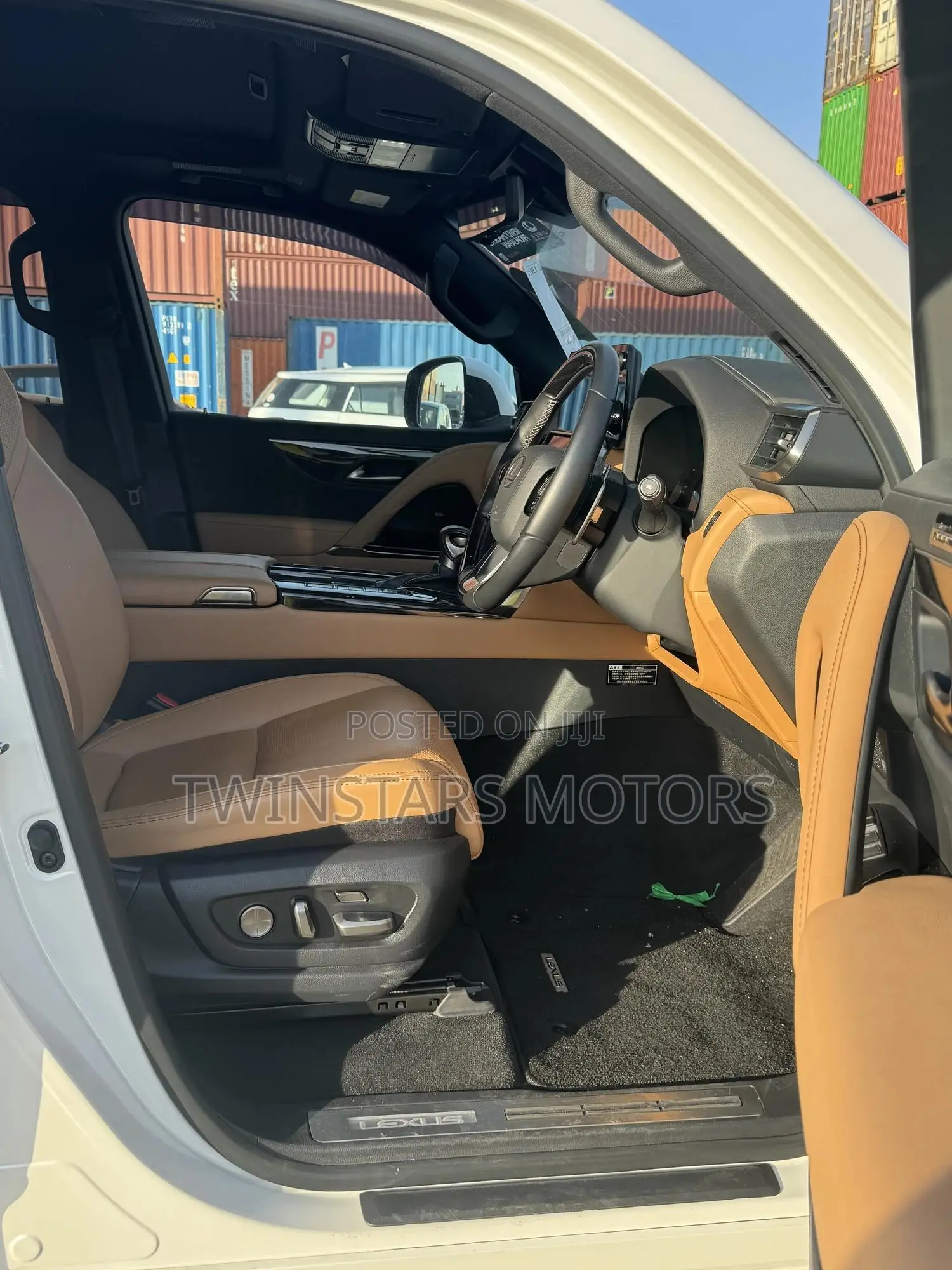 Lexus LX 2023 White