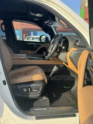 Lexus LX 2023 White
